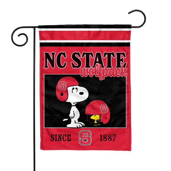 Peanuts Garden Flag 13 x18
